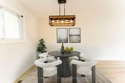 Photo 5 at 262 Duckworth Street, Codrington, Barrie