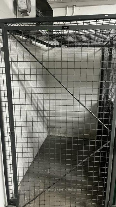 Photo 26 at 518 - 2800 Keele Street, CFB, Toronto