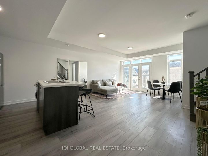 Photo 1 at 104 - 1655 Palmers Sawmill Road, Duffin Heights, Pickering