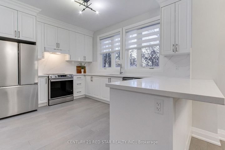 Photo 14 at 23 - 260 Eagle Street, Central Newmarket, Newmarket