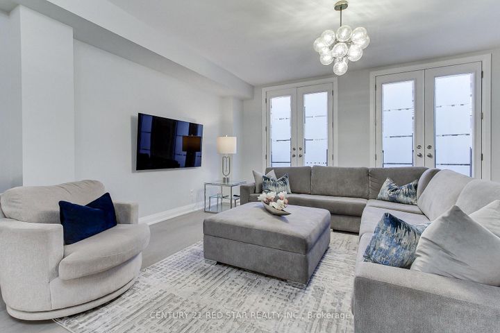 Photo 27 at 23 - 260 Eagle Street, Central Newmarket, Newmarket