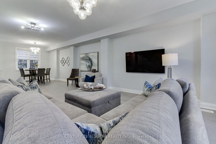 Photo 28 at 23 - 260 Eagle Street, Central Newmarket, Newmarket