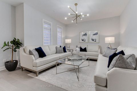 Photo 7 at 23 - 260 Eagle Street, Central Newmarket, Newmarket