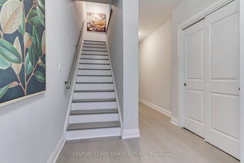 Photo 11 at 23 - 260 Eagle Street, Central Newmarket, Newmarket