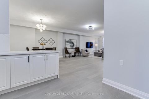 Photo 19 at 23 - 260 Eagle Street, Central Newmarket, Newmarket