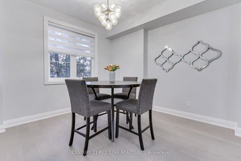 Photo 22 at 23 - 260 Eagle Street, Central Newmarket, Newmarket