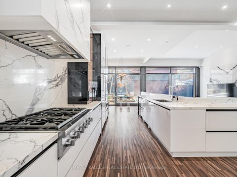 Photo 9 at 5 Braemar Avenue, Eglinton, Toronto