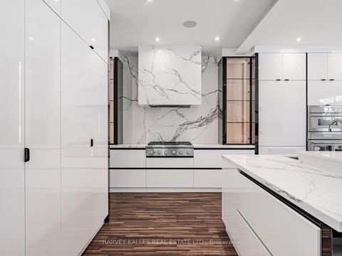 Photo 11 at 5 Braemar Avenue, Eglinton, Toronto