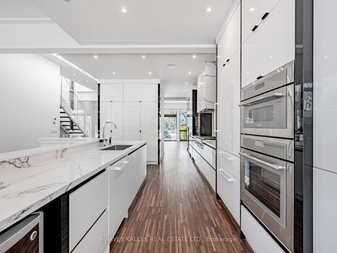 Photo 13 at 5 Braemar Avenue, Eglinton, Toronto