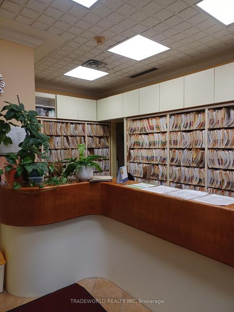 Photo 6 at 110 Beverley Street, Chinatown, Toronto