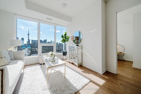 Photo 6 at 1701 - 203 College Street, Chinatown, Toronto