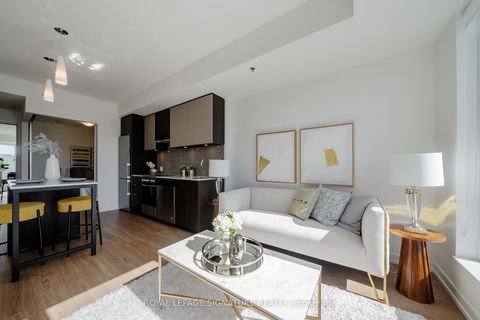 Photo 8 at 1701 - 203 College Street, Chinatown, Toronto