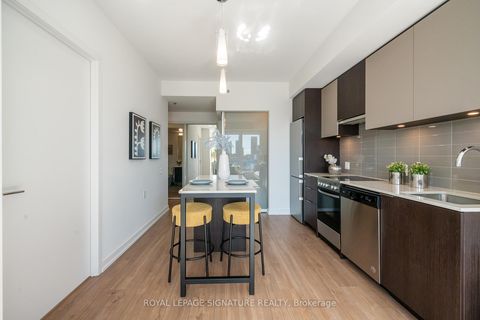 Photo 9 at 1701 - 203 College Street, Chinatown, Toronto