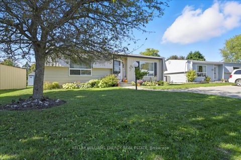 Photo 1 at 79 Fairway Drive, Newcastle, Clarington