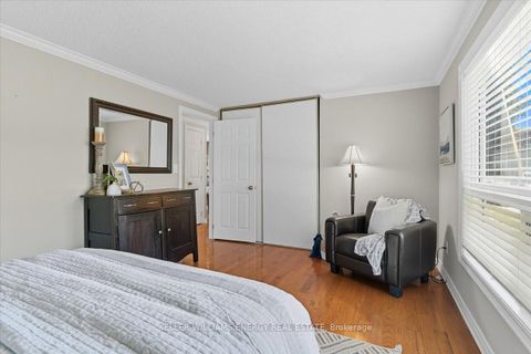 Photo 18 at 79 Fairway Drive, Newcastle, Clarington