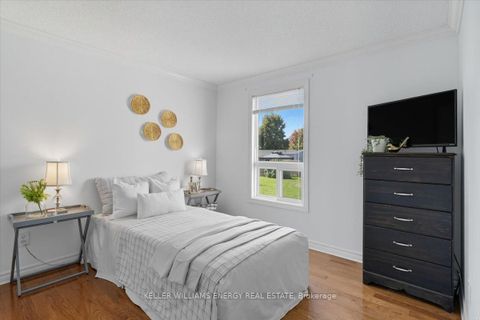 Photo 20 at 79 Fairway Drive, Newcastle, Clarington