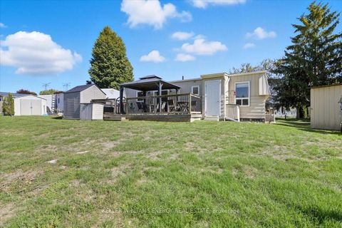 Photo 28 at 79 Fairway Drive, Newcastle, Clarington