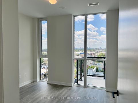 Photo 7 at 1011 - 2300 St. Clair Avenue W, Junction Area, Toronto