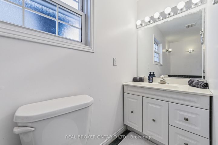 Photo 23 at 1378 Upper Wellington Street, Jerome, Hamilton