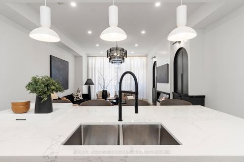 Photo 18 at 60 A Tecumseth Street, Niagara, Toronto