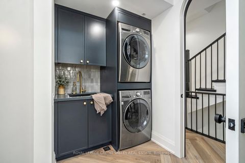 Photo 22 at 60 A Tecumseth Street, Niagara, Toronto