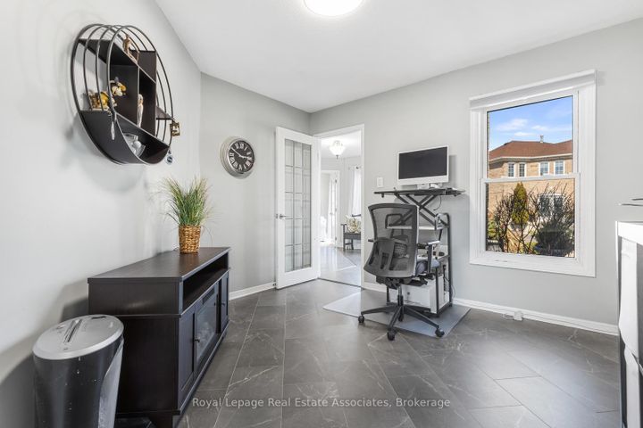 Photo 5 at 6762 Snow Goose Lane, Lisgar, Mississauga