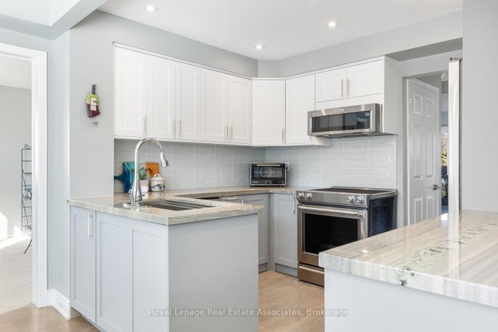 Photo 14 at 6762 Snow Goose Lane, Lisgar, Mississauga