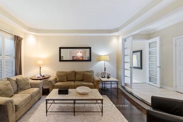 Photo 5 at 2431 Meadowridge Drive, JC Joshua Creek, Oakville