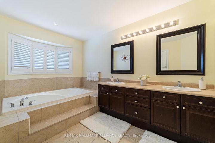 Photo 23 at 2431 Meadowridge Drive, JC Joshua Creek, Oakville