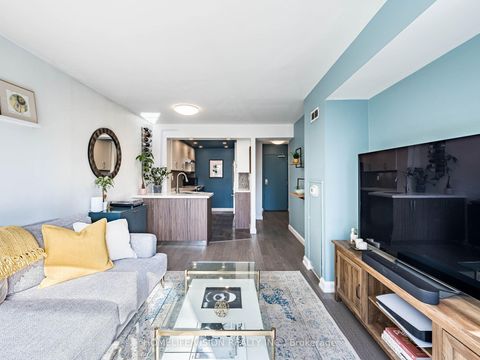 Photo 8 at 301 - 456 College Street, Little Italy, Toronto