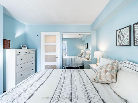 Photo 18 at 301 - 456 College Street, Little Italy, Toronto