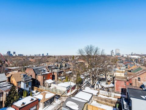 Photo 41 at 301 - 456 College Street, Little Italy, Toronto