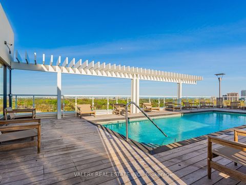 Photo 24 at 311 - 3018 Yonge Street, Lawrence Park South, Toronto