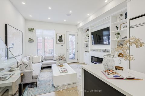 Photo 12 at 599 Soudan Avenue, Mount Pleasant East, Toronto