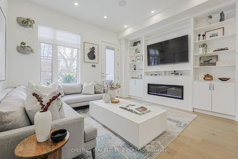 Photo 13 at 599 Soudan Avenue, Mount Pleasant East, Toronto
