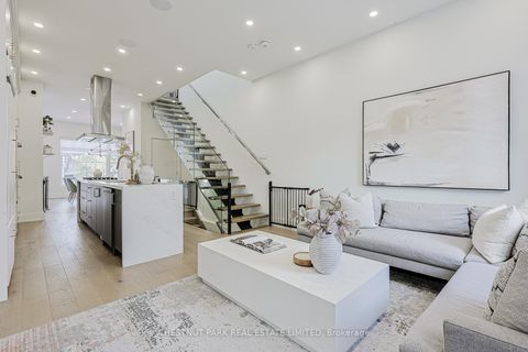 Photo 16 at 599 Soudan Avenue, Mount Pleasant East, Toronto