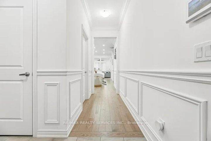 Photo 7 at 24 Benhurst Crescent, Northwest Brampton, Brampton