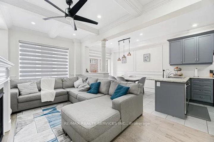 Photo 18 at 24 Benhurst Crescent, Northwest Brampton, Brampton