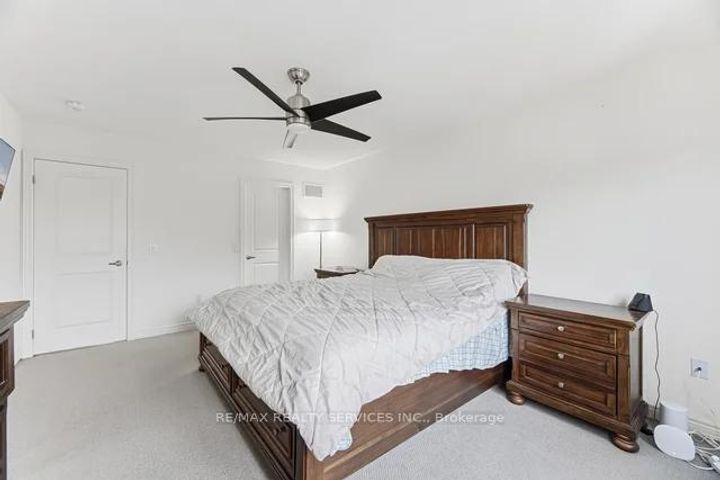 Photo 25 at 24 Benhurst Crescent, Northwest Brampton, Brampton