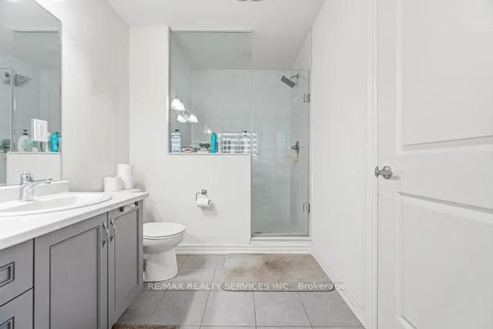 Photo 28 at 24 Benhurst Crescent, Northwest Brampton, Brampton