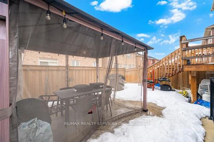 Photo 34 at 24 Benhurst Crescent, Northwest Brampton, Brampton