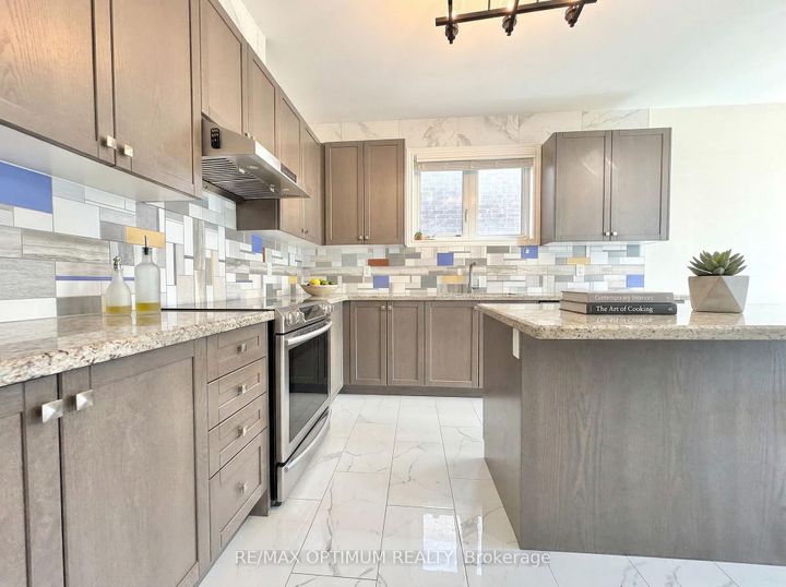 Photo 8 at 953 Black Cherry Drive NE, Taunton, Oshawa