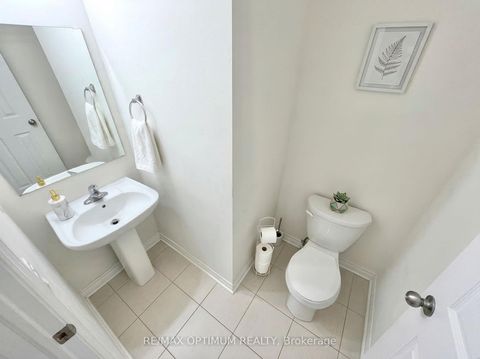 Photo 13 at 953 Black Cherry Drive NE, Taunton, Oshawa