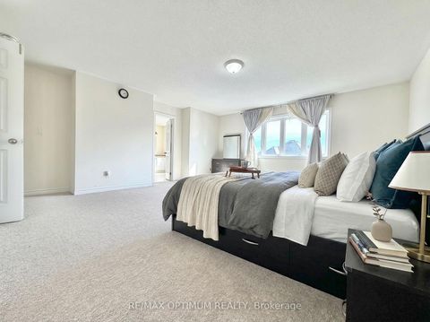 Photo 23 at 953 Black Cherry Drive NE, Taunton, Oshawa
