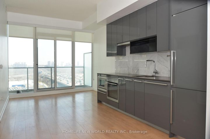 Photo 5 at 909 - 115 McMahon Drive, Bayview Village, Toronto