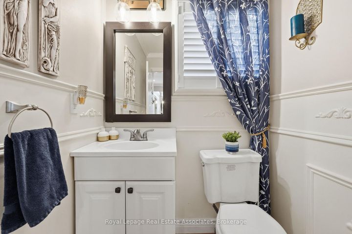 Photo 20 at 48 Chester Crescent, Georgetown, Halton Hills