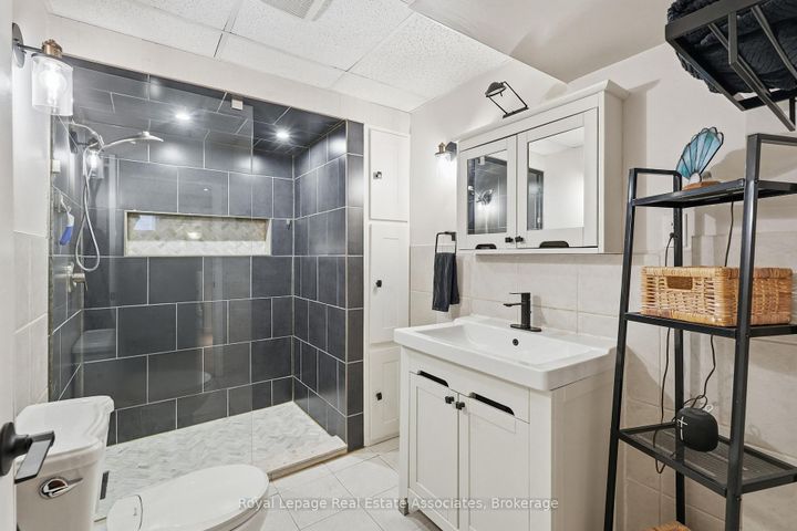 Photo 42 at 48 Chester Crescent, Georgetown, Halton Hills