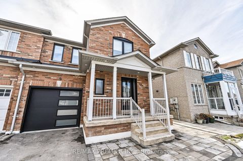 Photo 1 at 152 Laurelhurst Crescent, Vellore Village, Vaughan