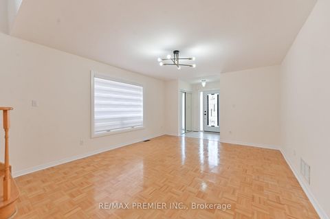 Photo 3 at 152 Laurelhurst Crescent, Vellore Village, Vaughan