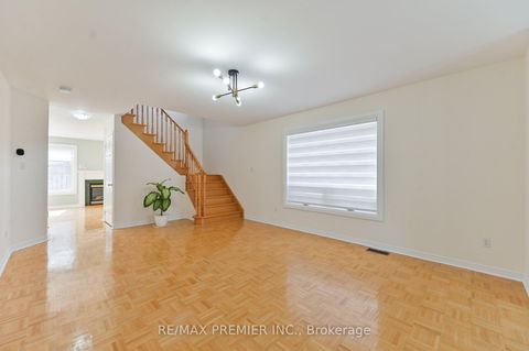 Photo 5 at 152 Laurelhurst Crescent, Vellore Village, Vaughan
